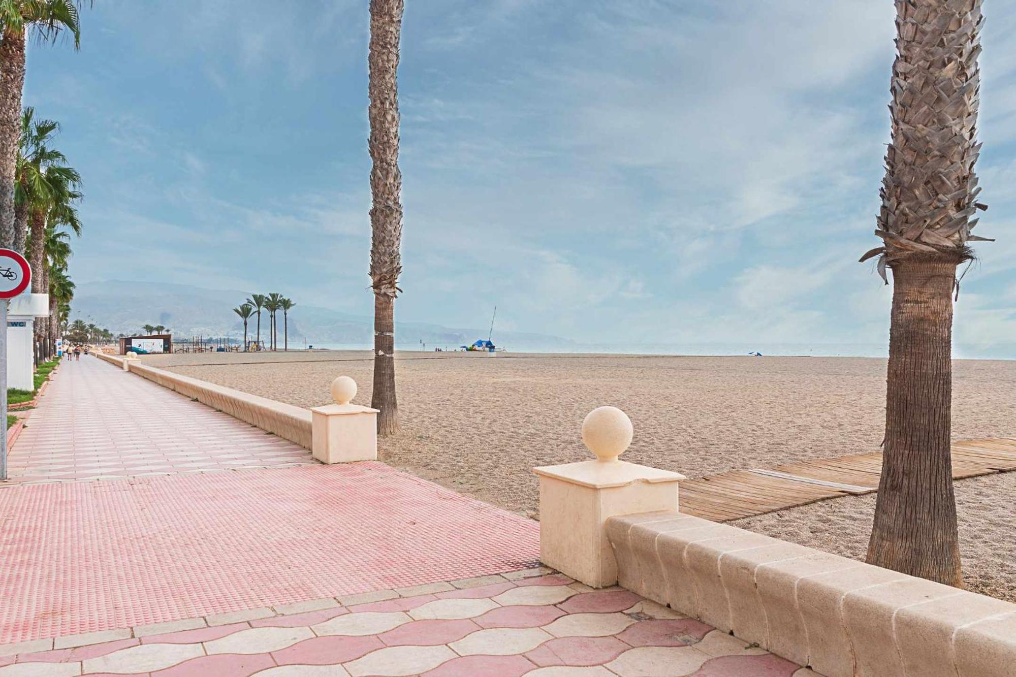 ロケタス・デ・マルCasa Playa Roquetasアパートメント エクステリア 写真